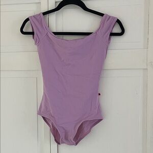 Yumiko Wendy Leotard